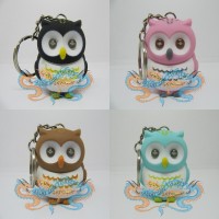 سلسلة مفاتيح شكل بومة مضيئة